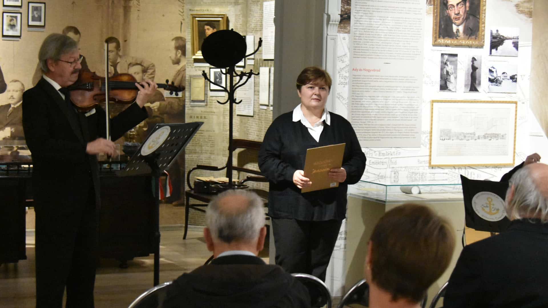 Élőzenei pillanat a kultúrséták végén